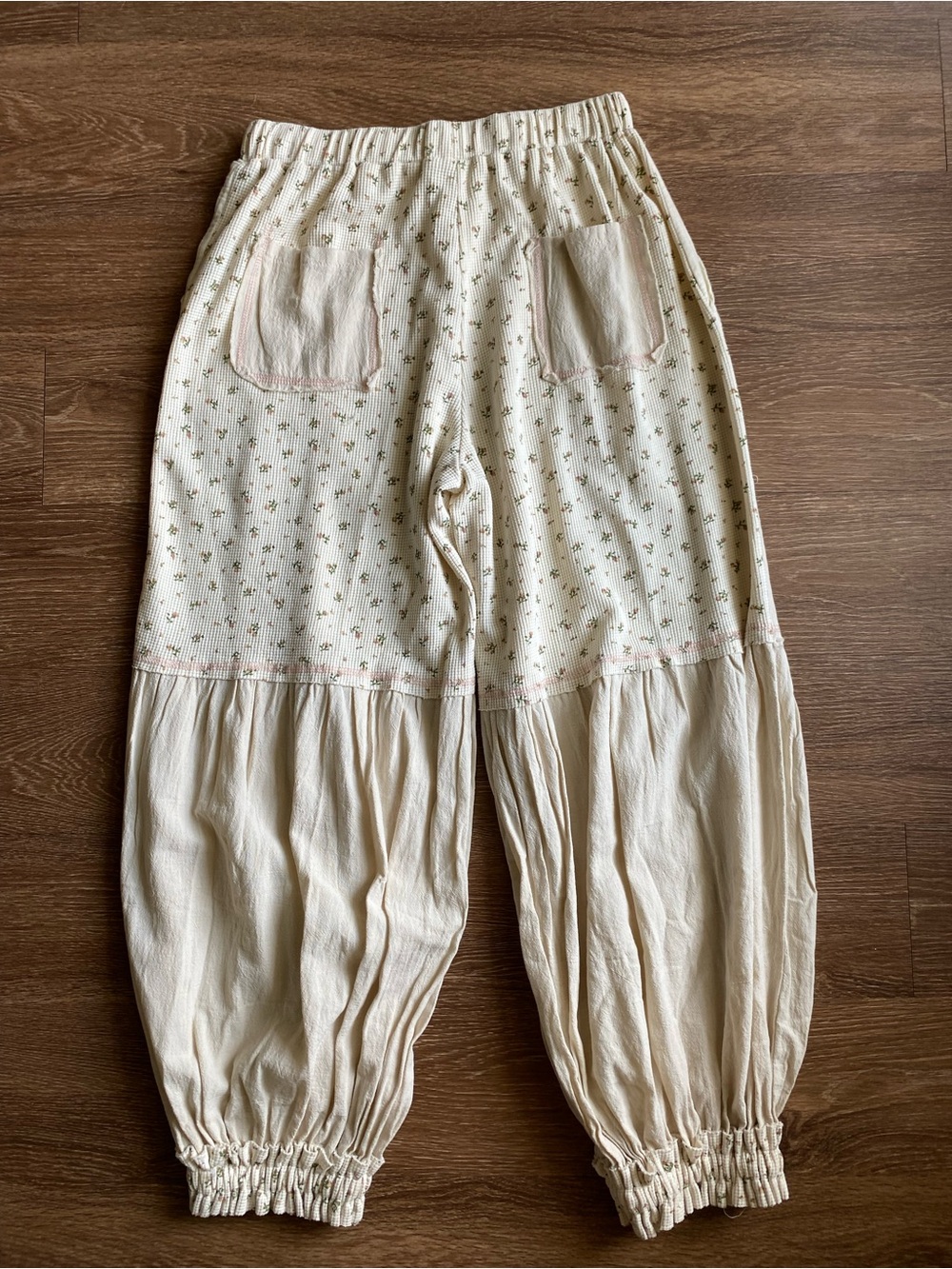 NWOT POL Cream Cropped Harem Pants with Drawstring - Picture 2 of 5